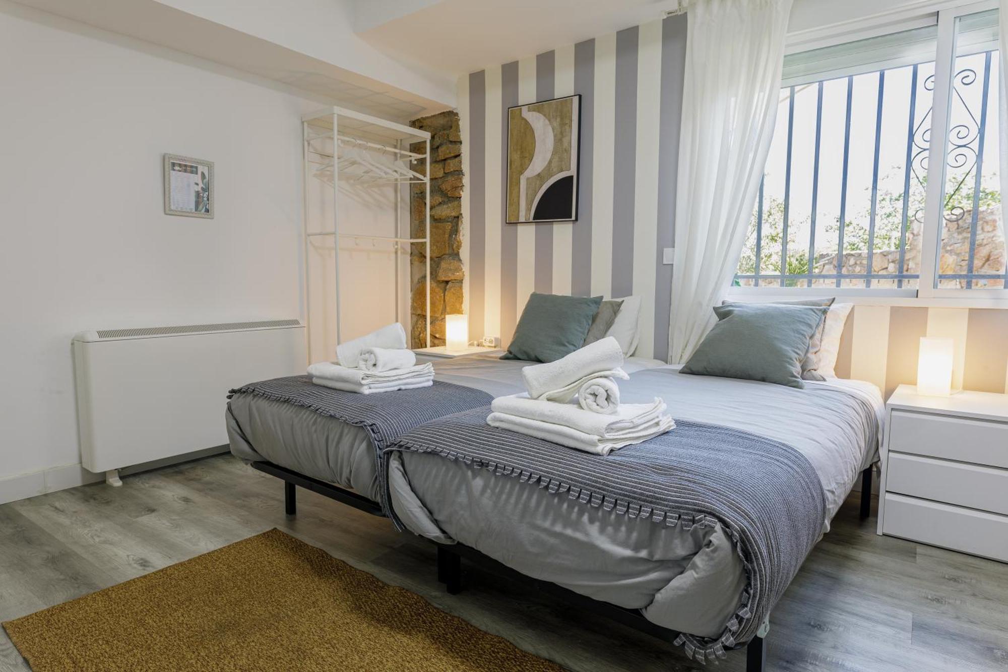 Casa Rural La Goleta II ซาน มาร์่ติน เด วาลเดเกลเซียส ภายนอก รูปภาพ